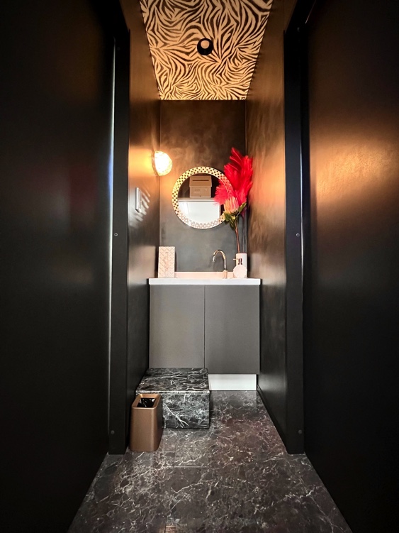 スタジオ洗面台